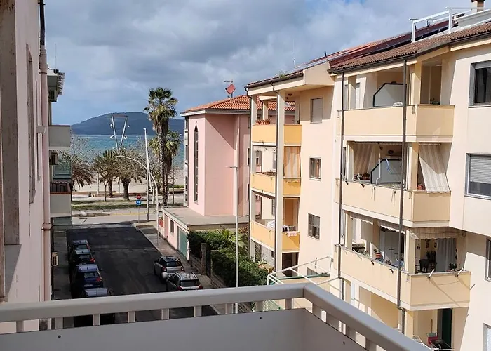 Marco Riviera Corallo *