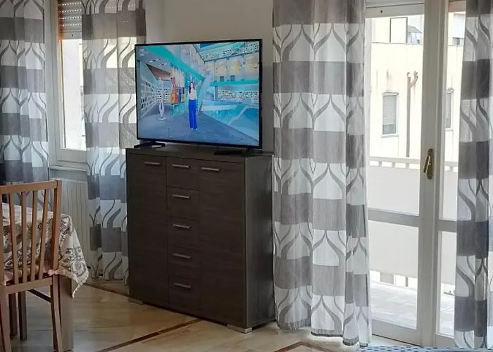 Marco Riviera Corallo *