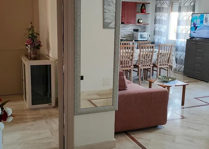 Marco Riviera Corallo *