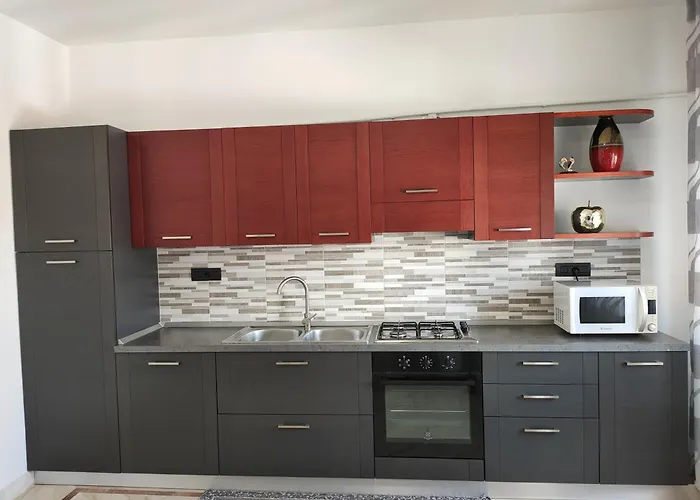 Marco Riviera Corallo *